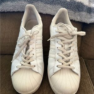 Adidas men's White Classic Superstar Sneakers